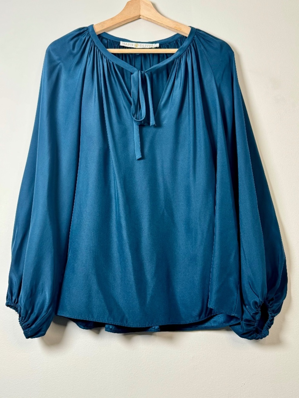 Marie Oliver Blue Silk Peasant V-Neck Tie Front Blouson Long Sleeve Top Sz M